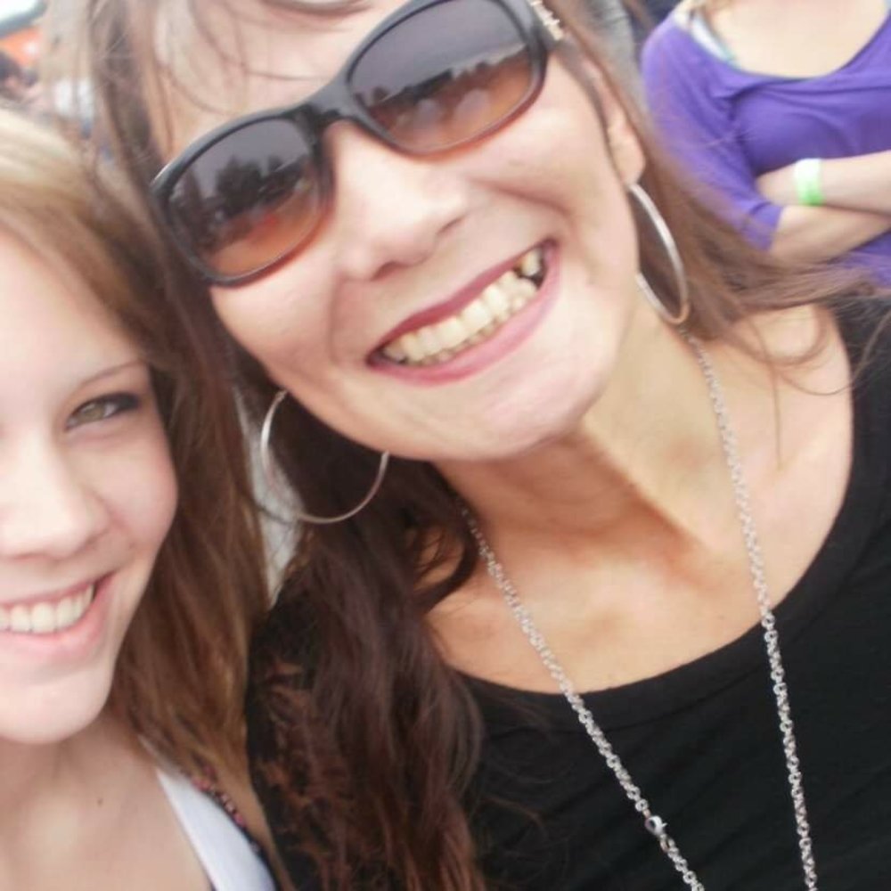 Meet your Posher, Suzanne